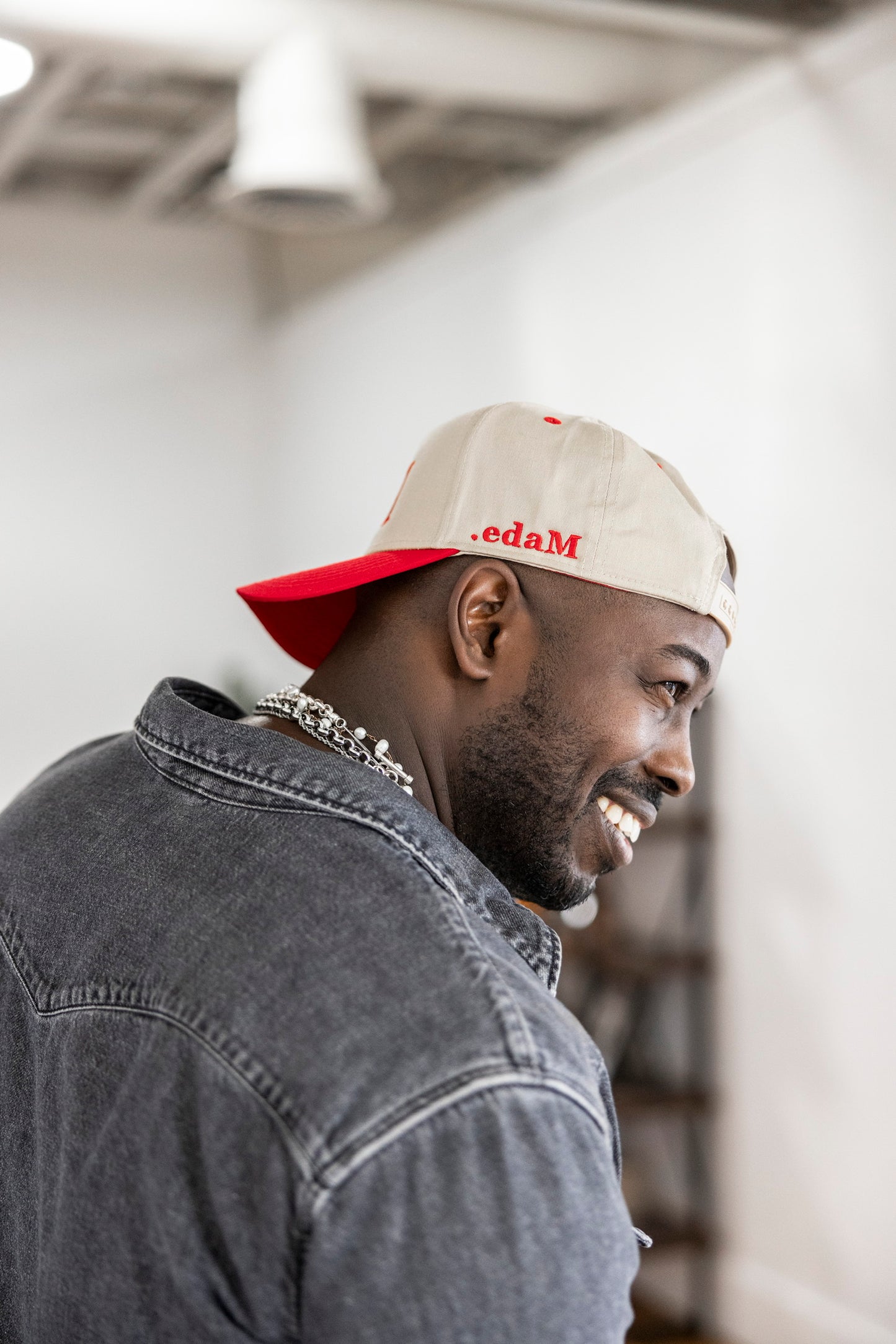 M Logo Hat (Red/Cream)